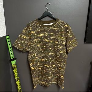 Camo Ecko Tee Size Large ($25)